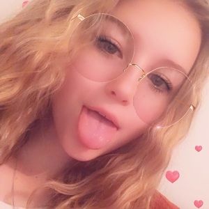 Meet your Posher, Shelby